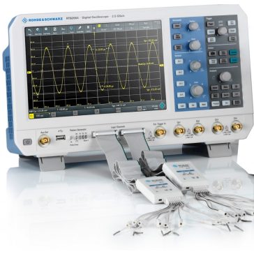  Rohde & Schwarz RTB2K-COM4 digitális tároló oszcilloszkóp, logikai analizátor, függvénygenerátor