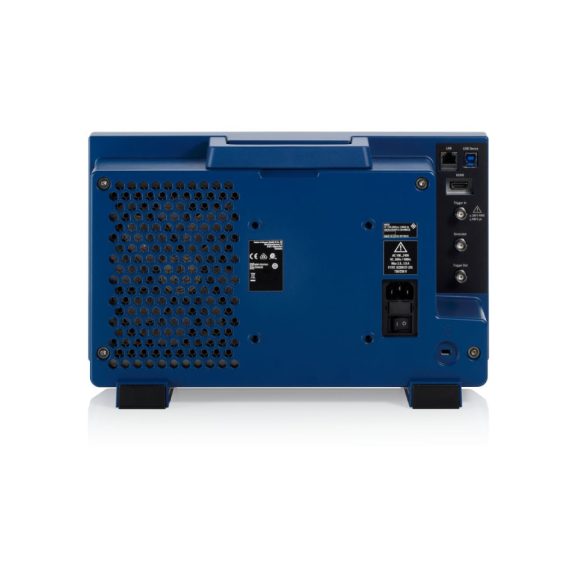 Rohde & Schwarz MXO38 digitális oszcilloszkóp 